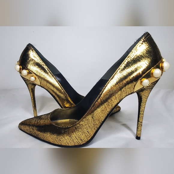 Alexander McQueen Size 40 Gold Metallic Pointed Toe Heels - Picture 2 of 12